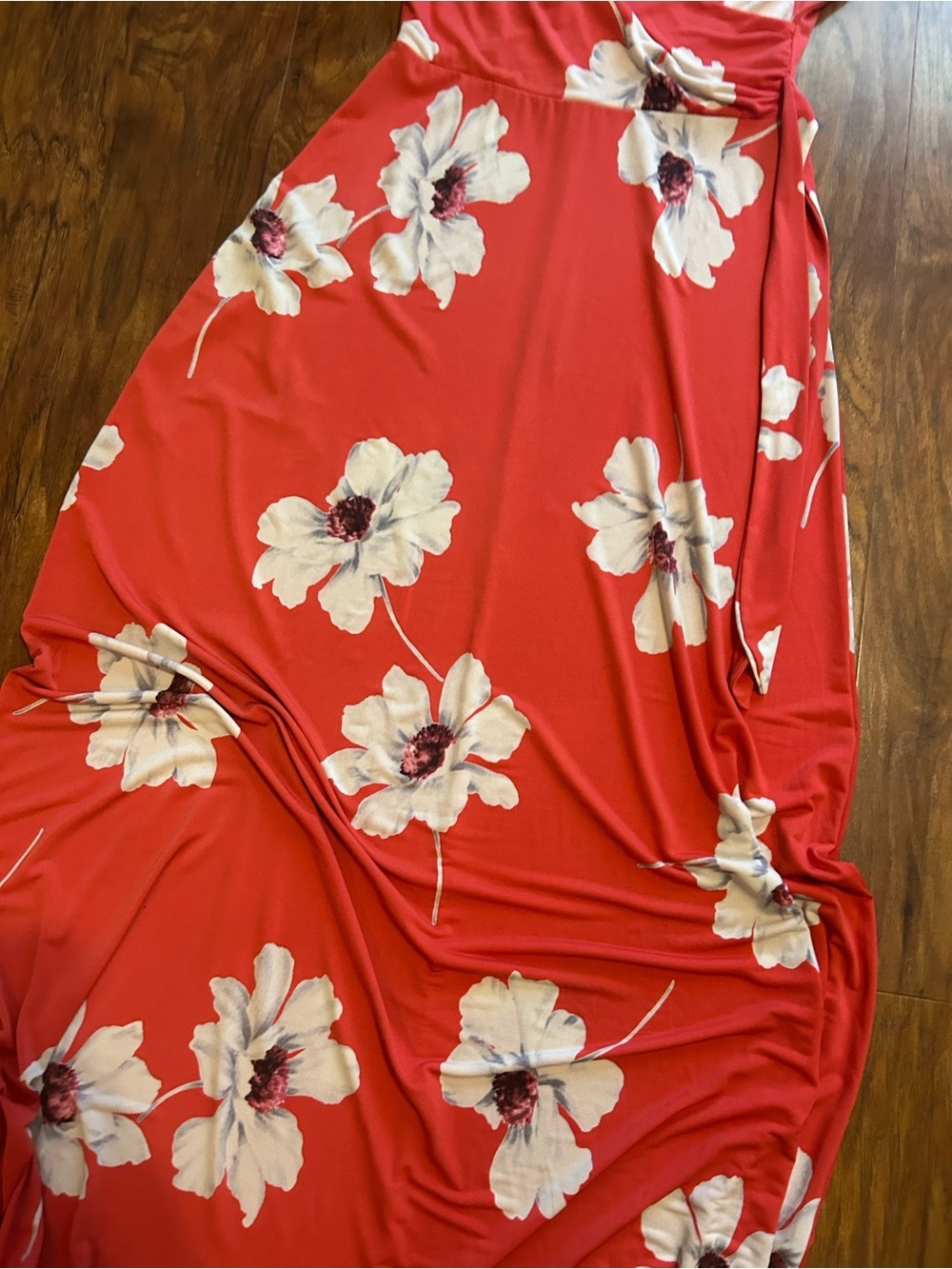 Le Lis Red Floral Wrap Maxi Dress - Picture 2 of 6